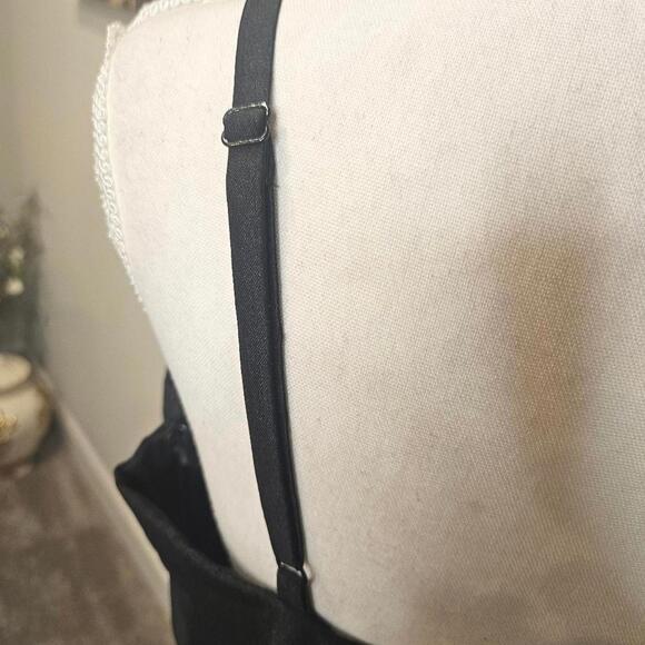 NWT BCBG Paris Elegant Black Dress with Bow Detail #H26 - Picture 6 of 8